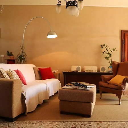 Antica Cascina Bed & Breakfast Boretto