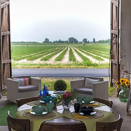 ベッド・アンド・ブレックファスト Antica Cascina 4*