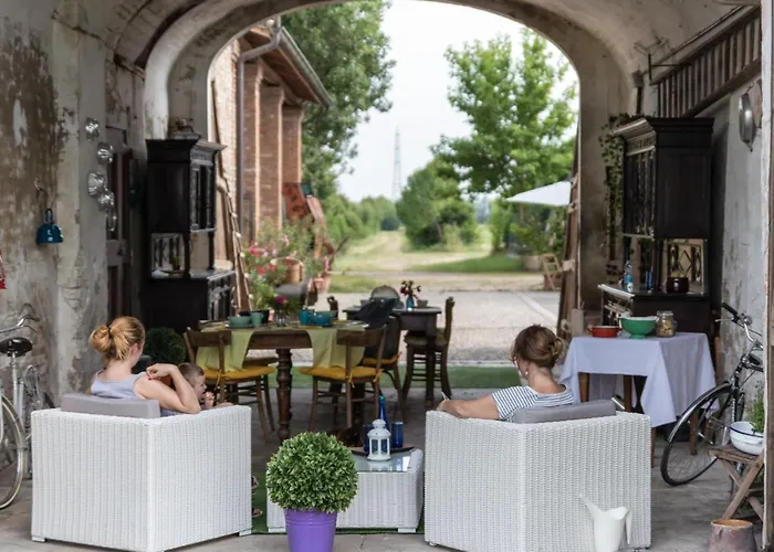 Antica Cascina 4* Boretto